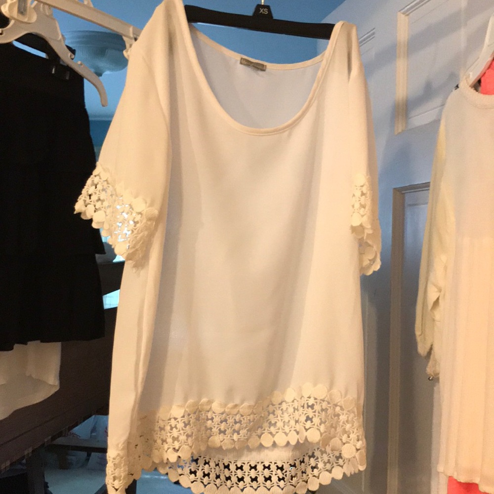 NWOT white shirt!!